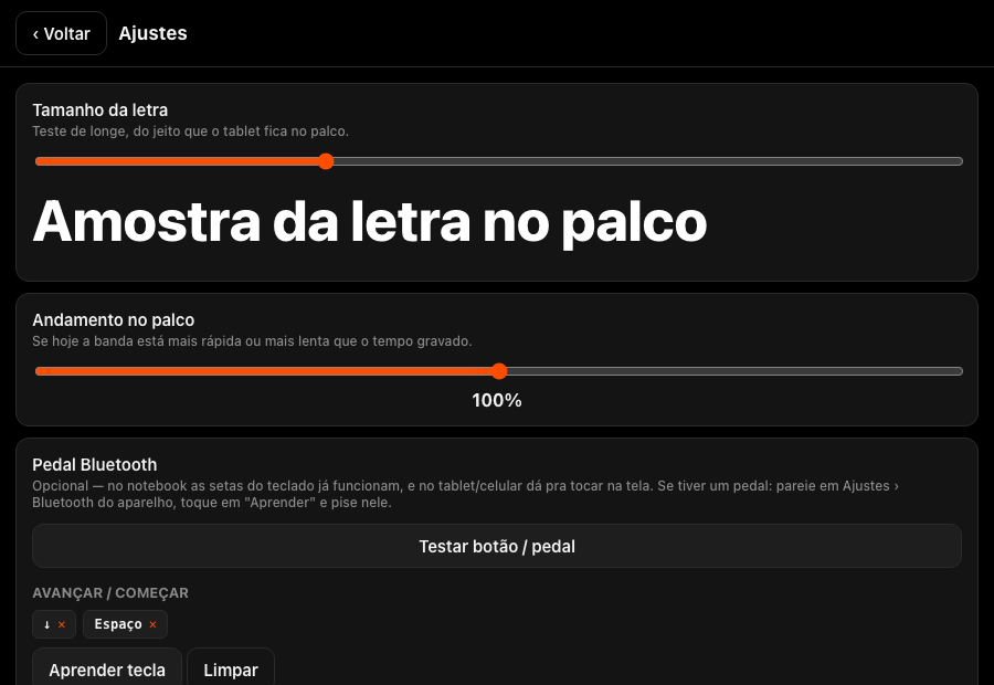 Ajustes com tamanho da letra, andamento e configuração do pedal